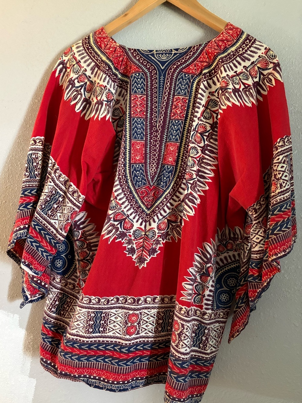 Vintage 1970s Dashiki Red Cotton Printed V-Neck Top w/ Angel Wing Sleeves - Picture 2 of 5